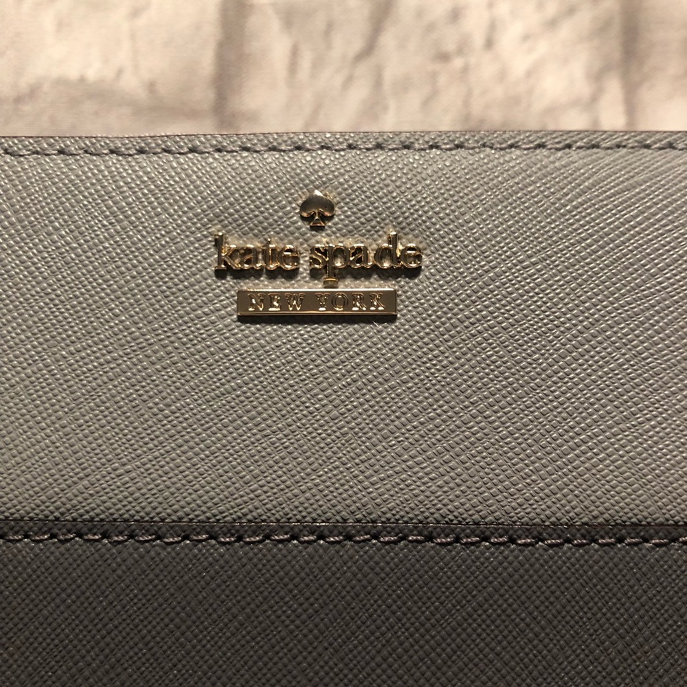 Kate Spade Cameron Street Big Smoke Lacey Wallet - Picture 2 of 6